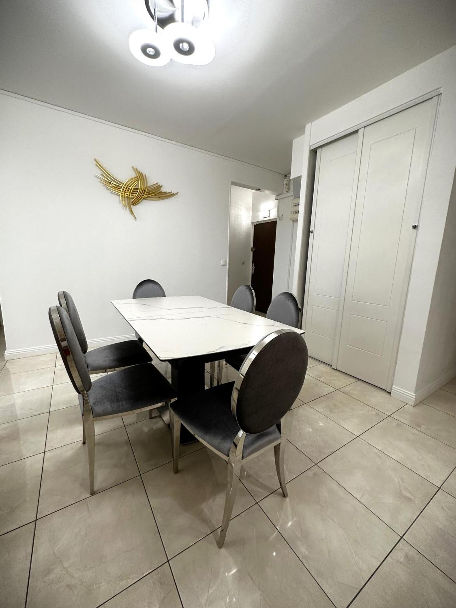 Appartement Arena Center Town